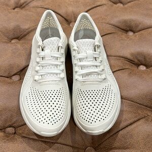 Croc- Women’s Literide Pacer Lace-up Sneaker